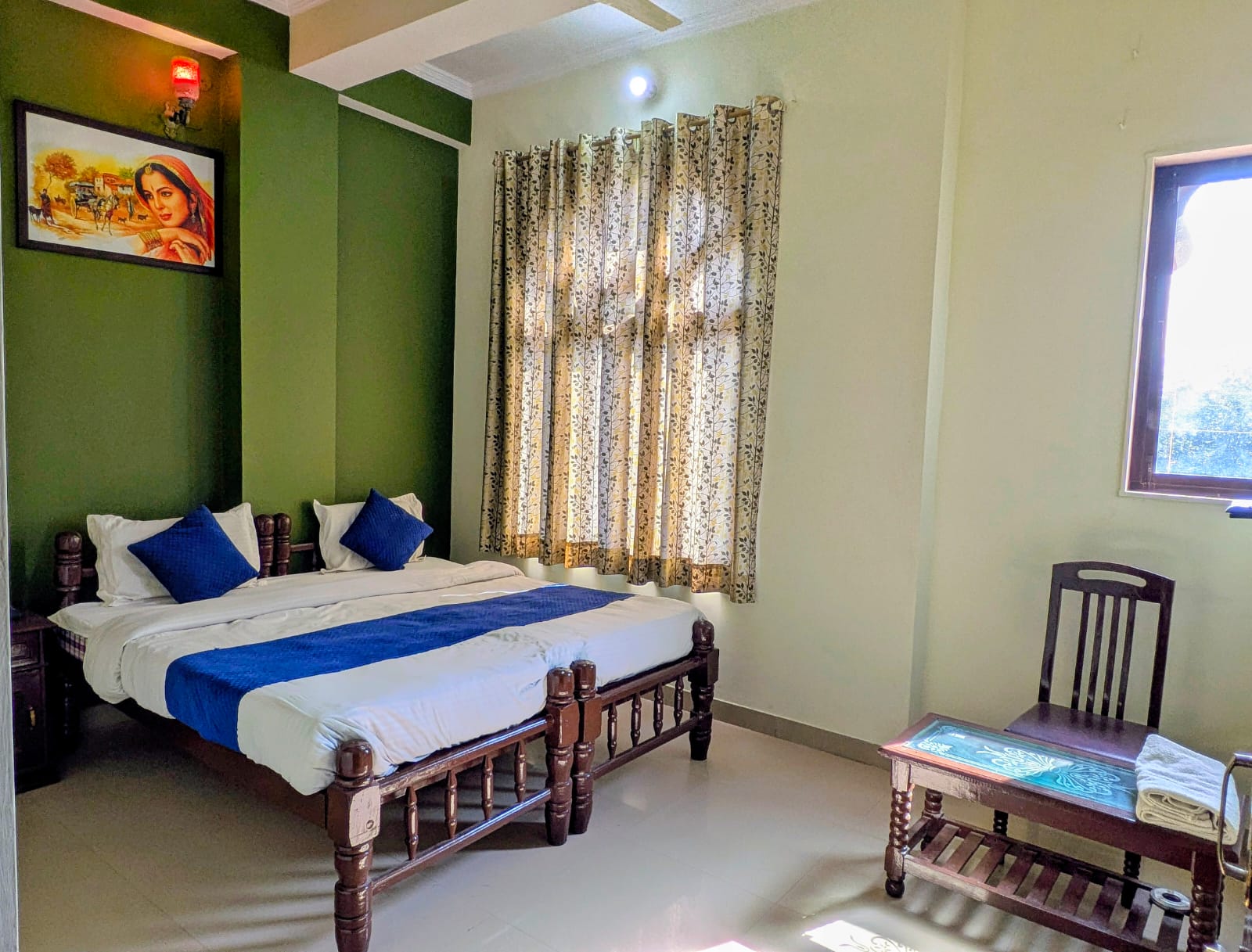 Super Deluxe Room interior
